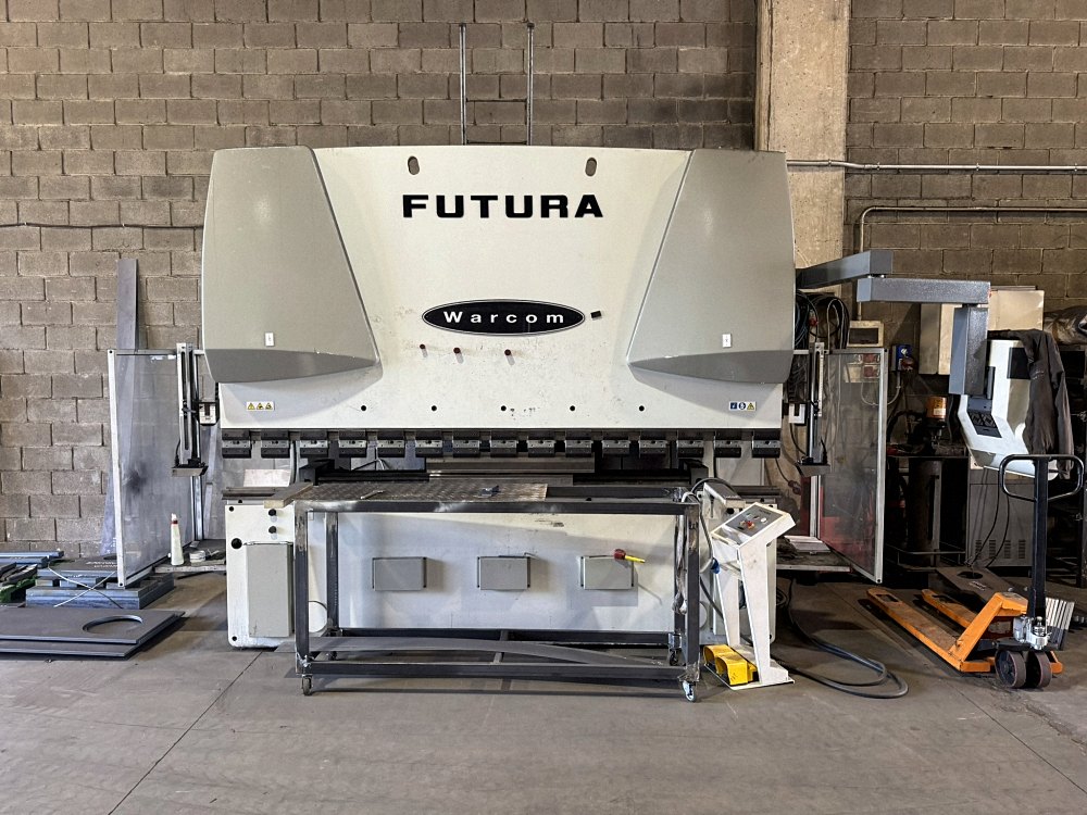 Pressa piegatrice CNC Warcom Futura